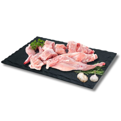 Lapin frais decoupe avec tete